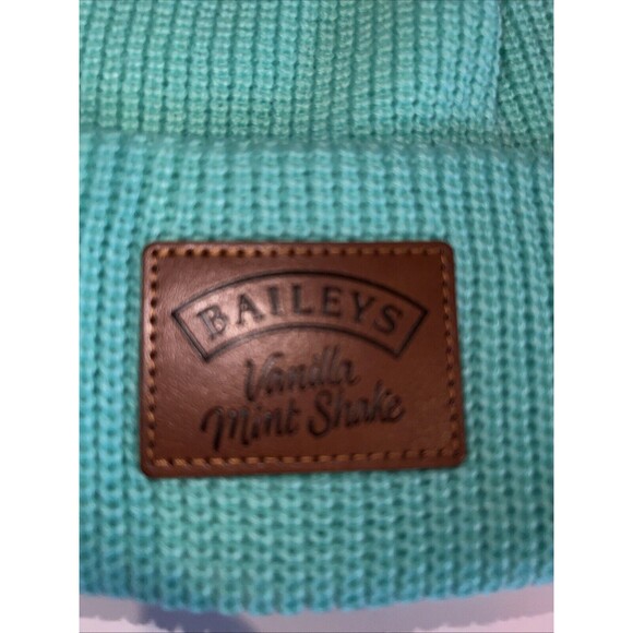 Baileys Liqueur MERCH Vanilla Mint Shake Cuffed Beanie Hat Cap Green RARE New - Picture 2 of 7